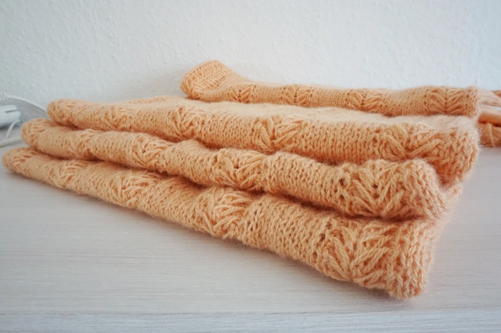 Anleitung: Jasmin Schal in&nbsp;Apricot